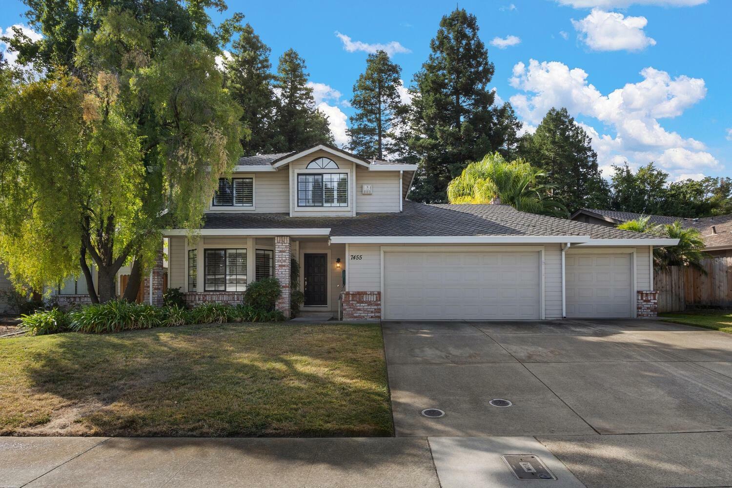 Property Photo:  7455 Castano Way  CA 95831 