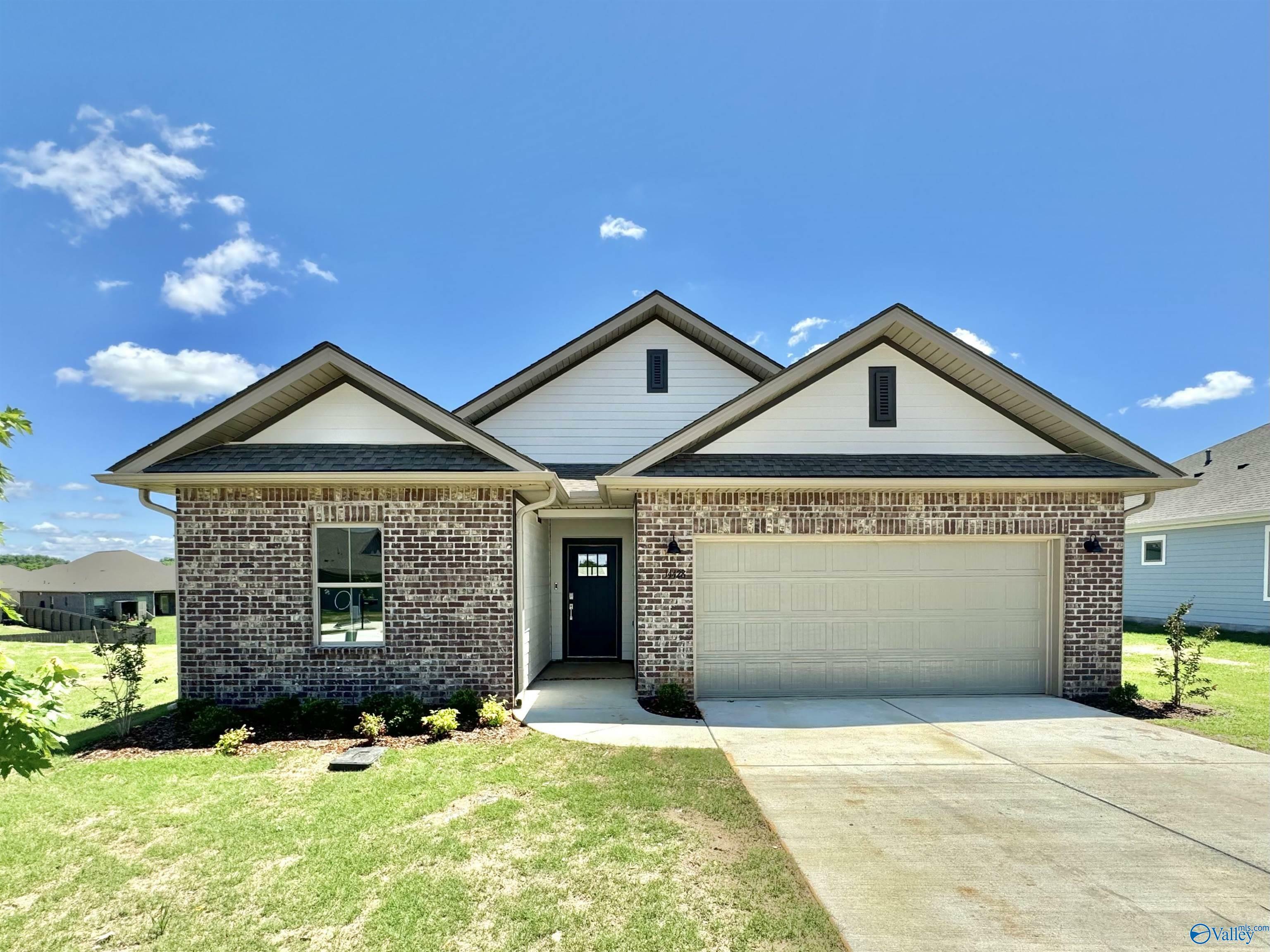 Property Photo:  14899 Greenleaf Drive  AL 35613 