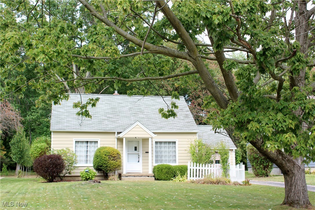 Property Photo:  270 Forest Park Drive  OH 44512 