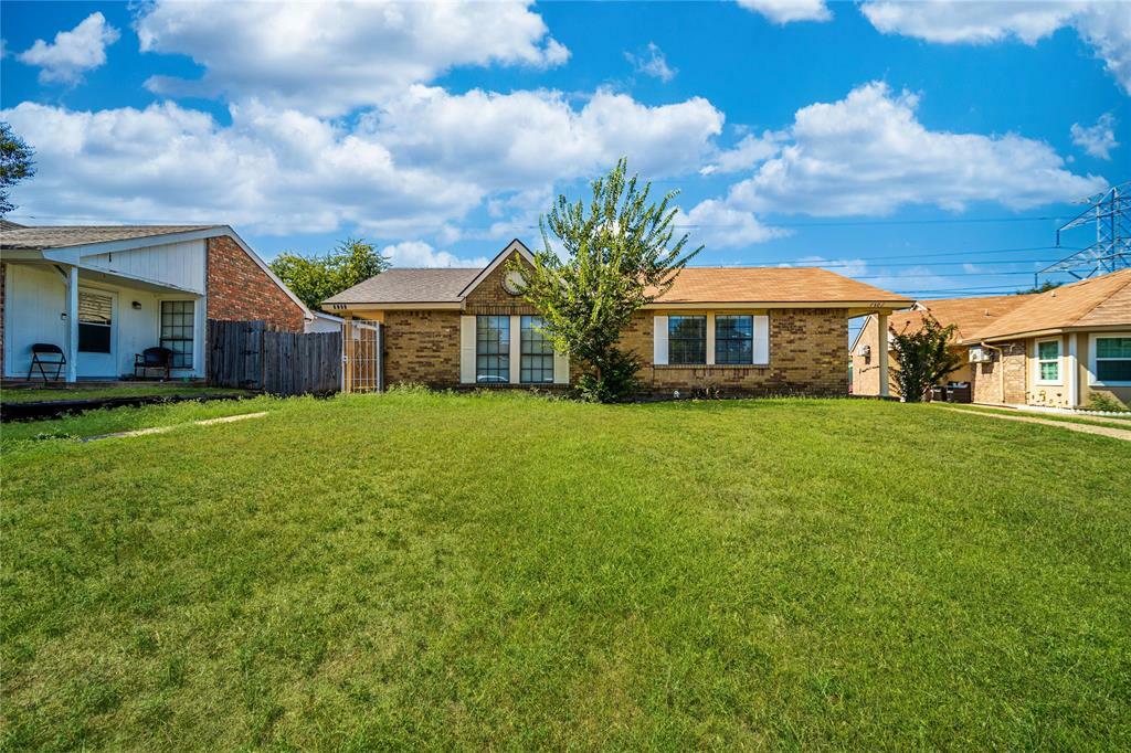 7313 Pineberry Road  Dallas TX 75249 photo