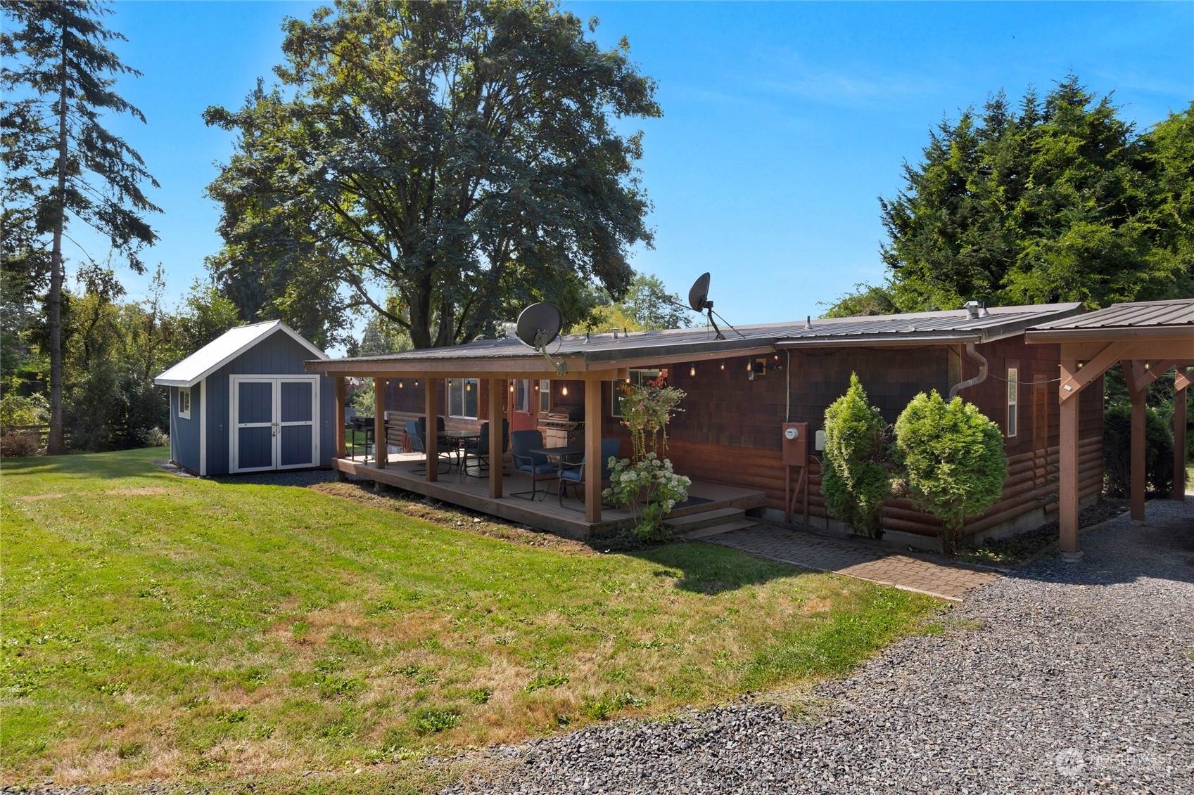 Property Photo:  14022 Woodinville Redmond Road NE  WA 98052 