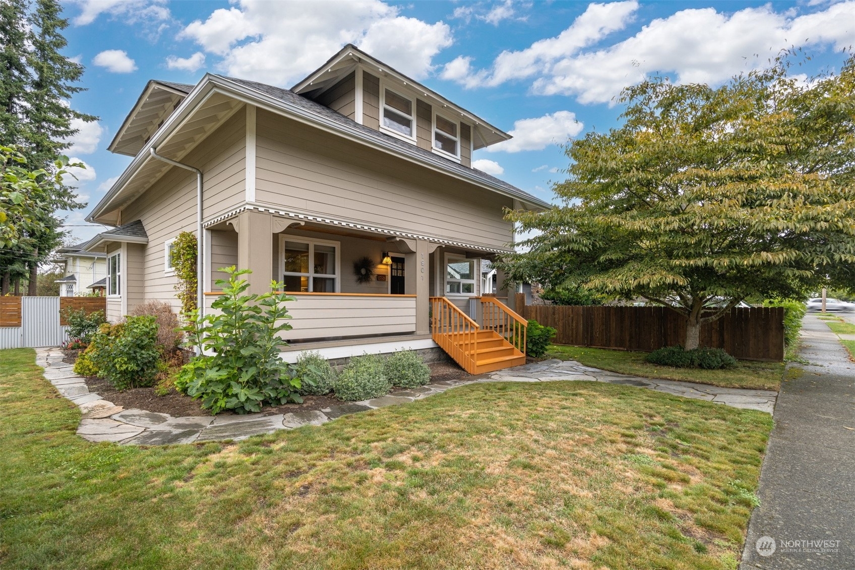 Property Photo:  1901 J Street  WA 98225 