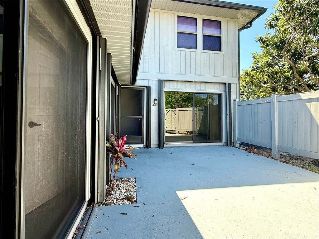 Property Photo: 640 N Centre Court SW 102 FL 32962