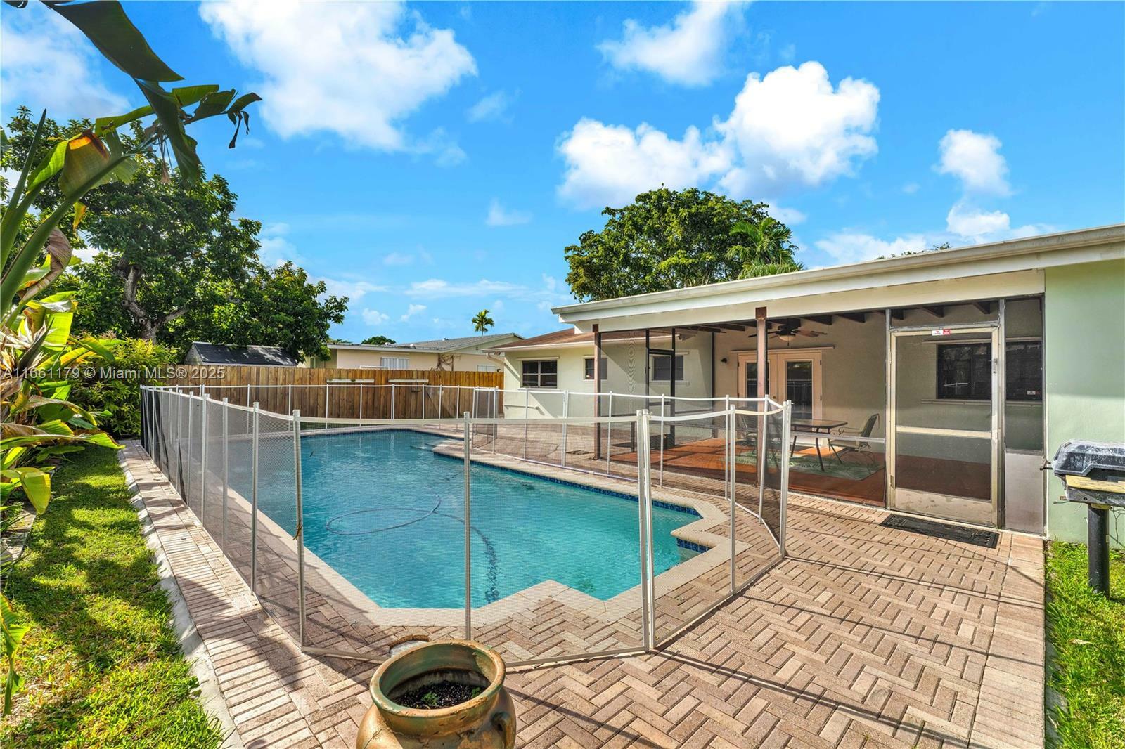 Property Photo: 12321 SW 106th St FL 33186