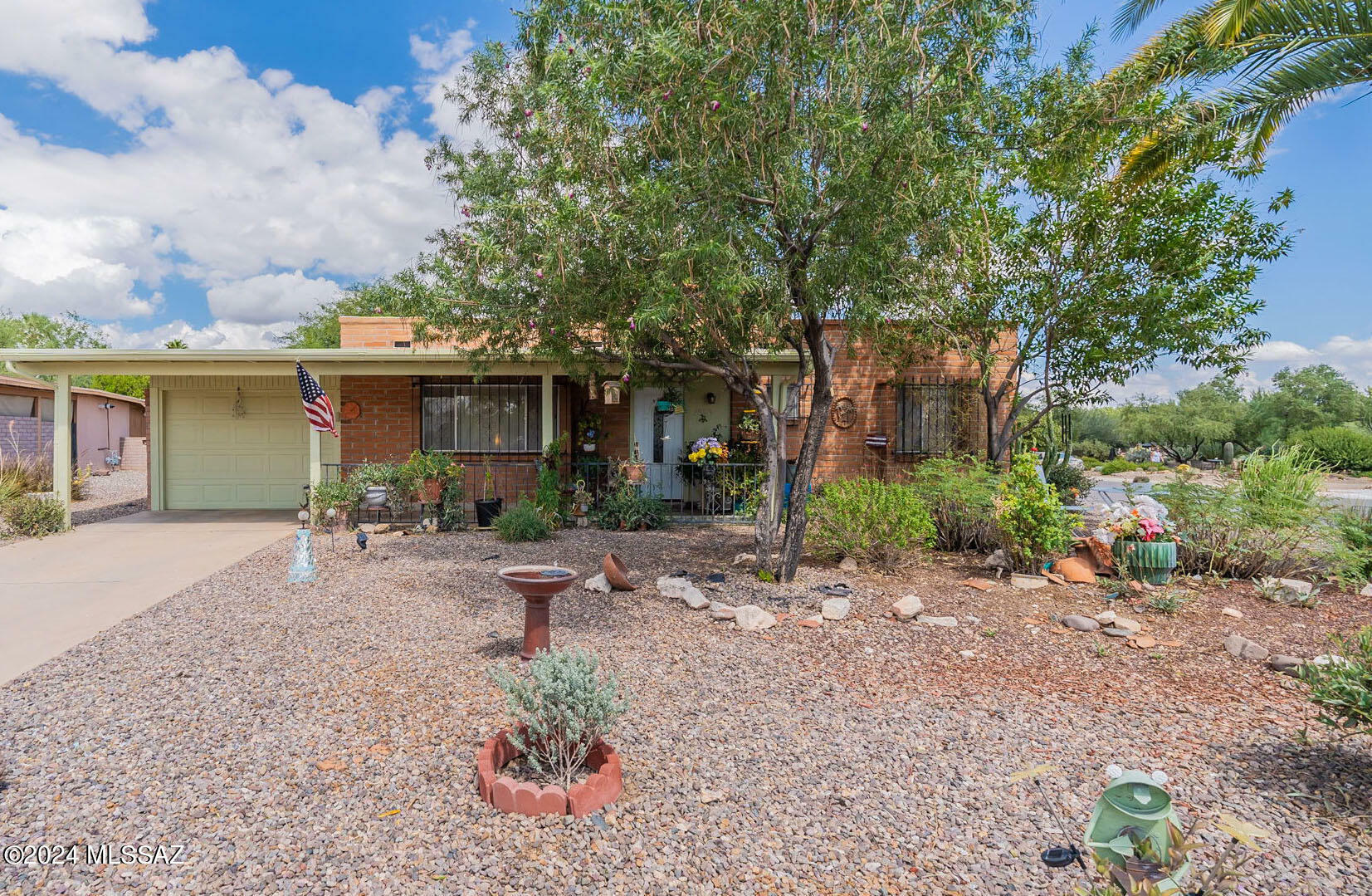 Property Photo:  1020 S La Huerta  AZ 85614 