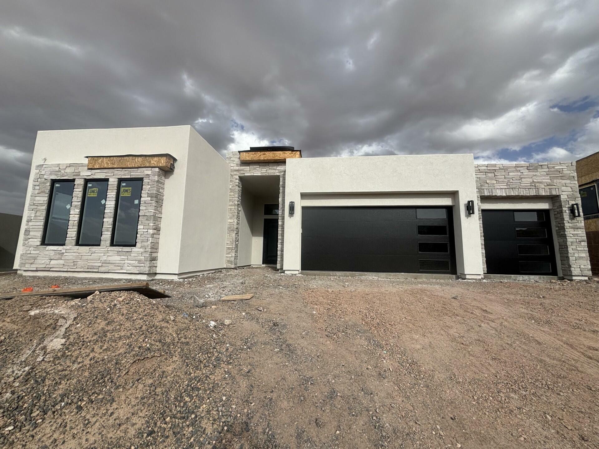 Property Photo:  627 S 1800 W  UT 84737 