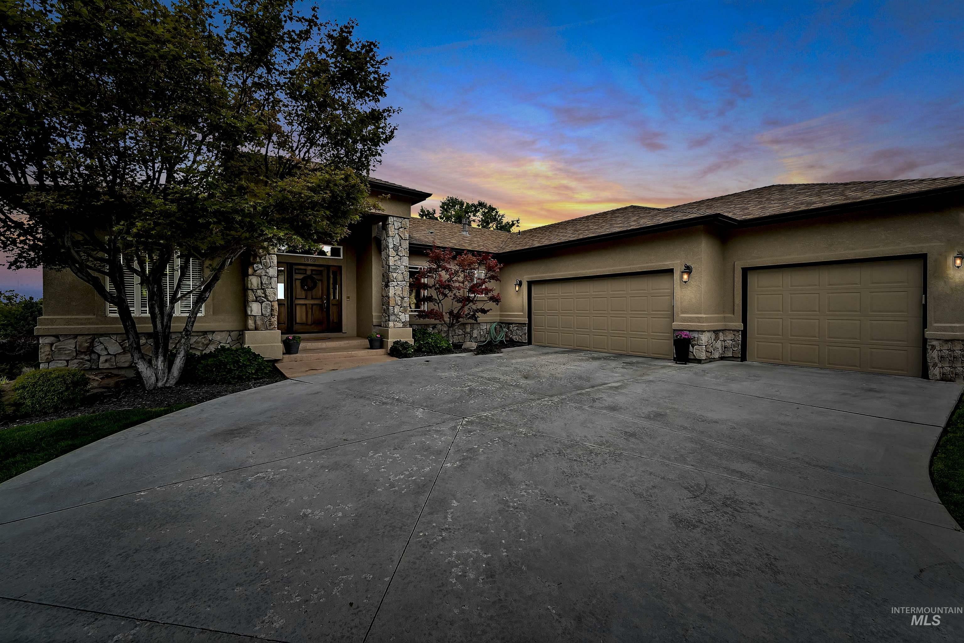 Property Photo:  1863 S Toluka Way  ID 83712 