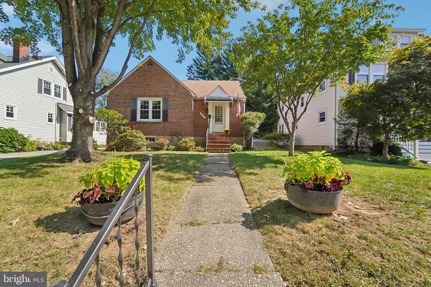 Property Photo: 204 Glenmore Avenue MD 21228