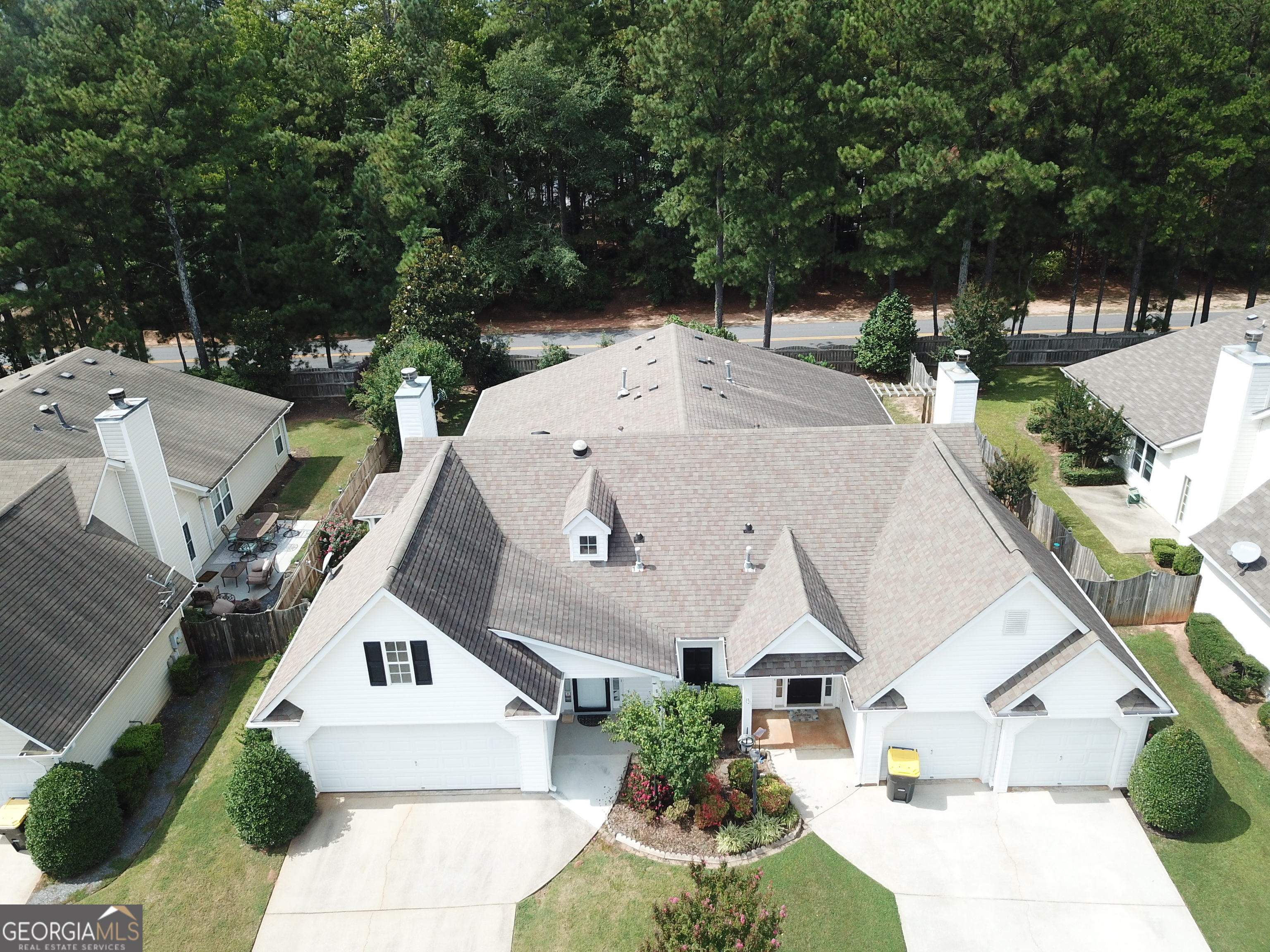 Property Photo:  75 Courtyard Lane  GA 30265 