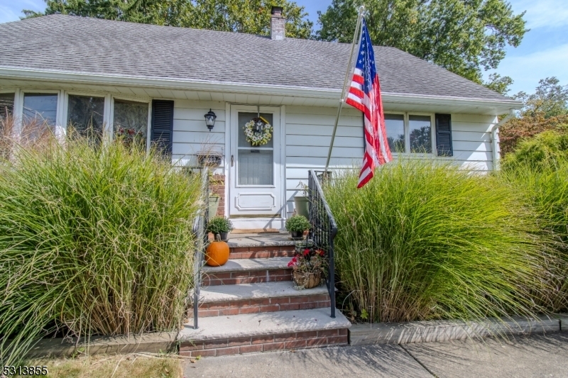 Property Photo:  1227 Ringwood Ave  NJ 07442 