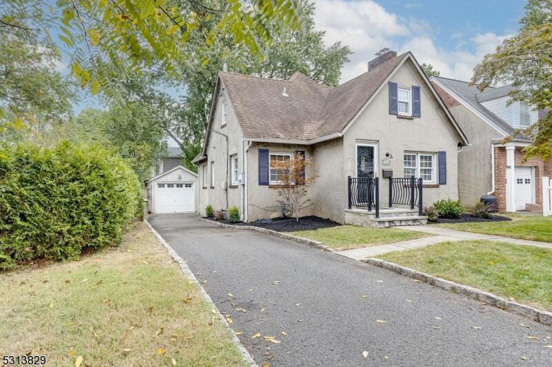 Property Photo: 2212 Shady Ln NJ 07076