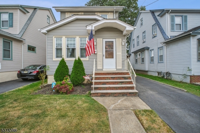 Property Photo: 165 Halsted Rd NJ 07208