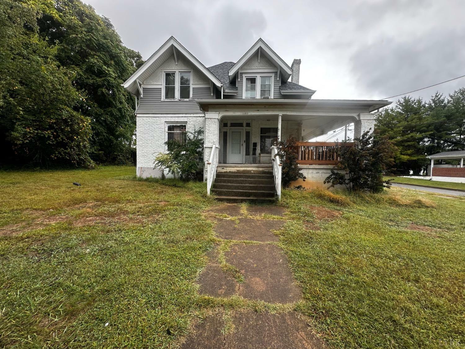 Property Photo:  1101 NW Rugby Blvd  VA 24017 