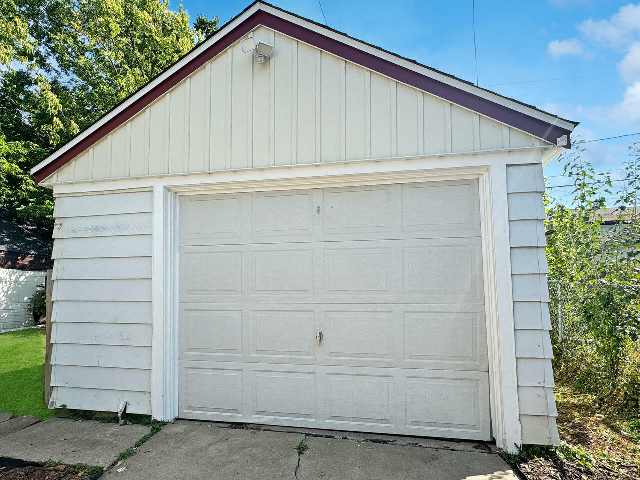 Property Photo:  2554 S 77th St  WI 53219 