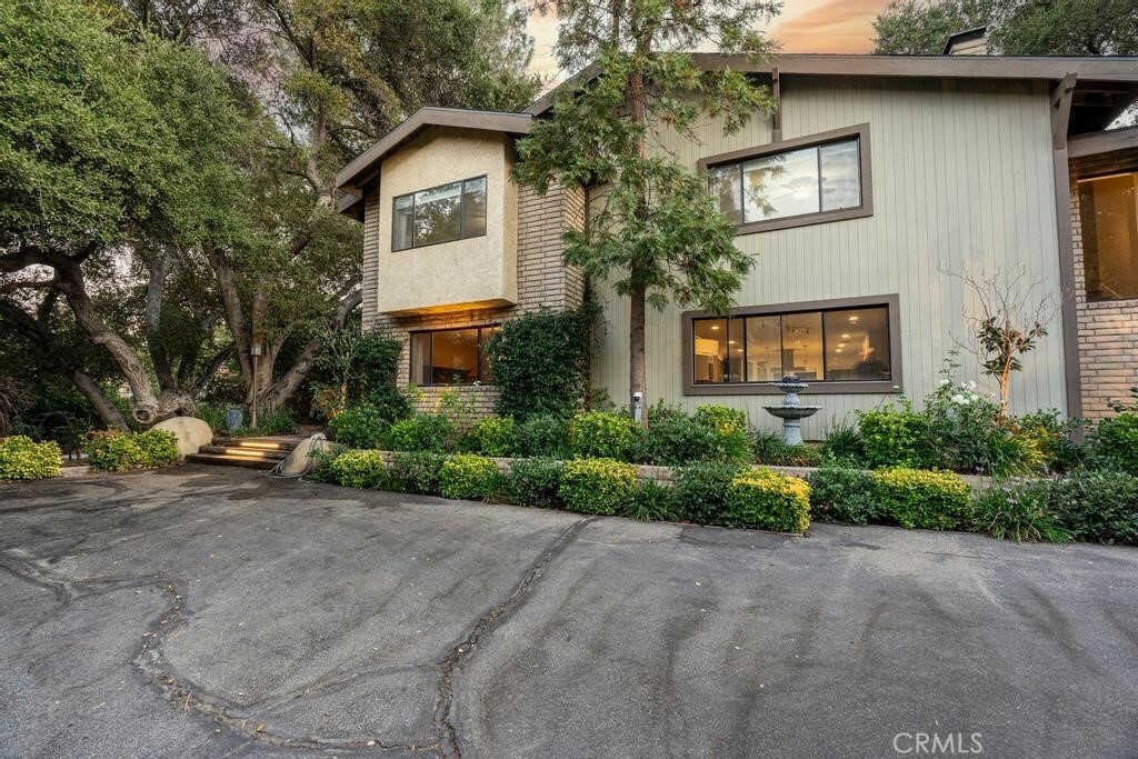 Property Photo:  23306 Maple Street  CA 91321 