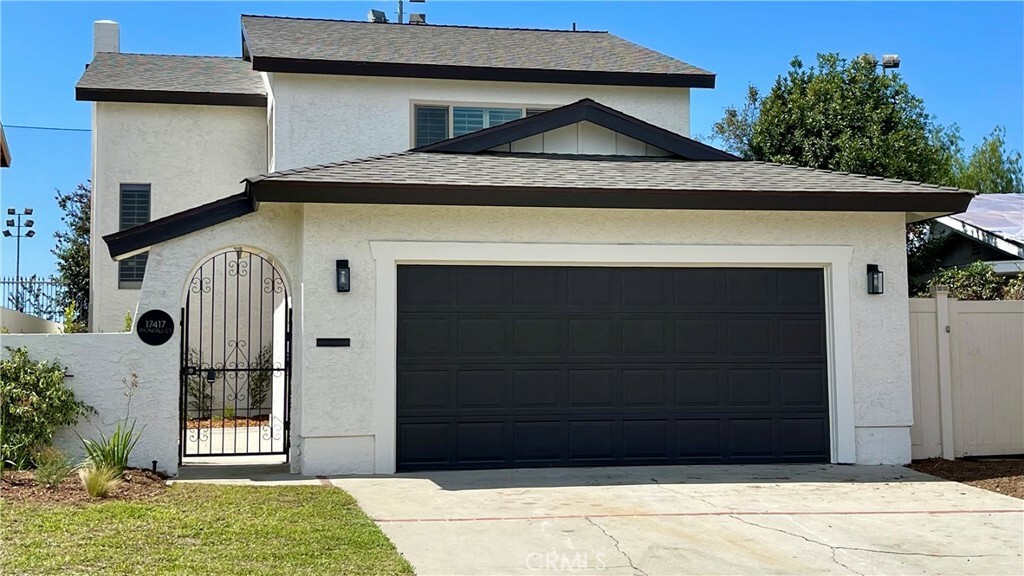 Property Photo: 17417 Prondall Court CA 90746