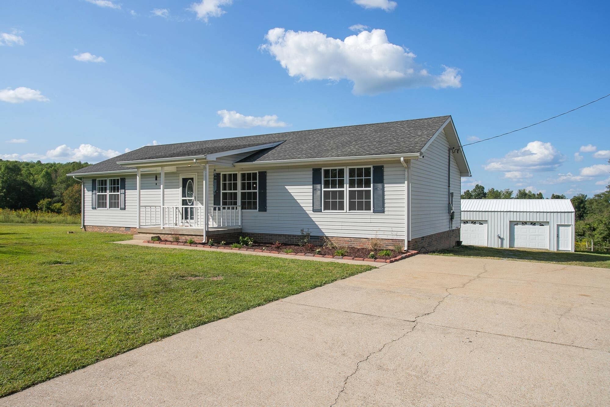 Property Photo:  443 Collins Rd  TN 37150 