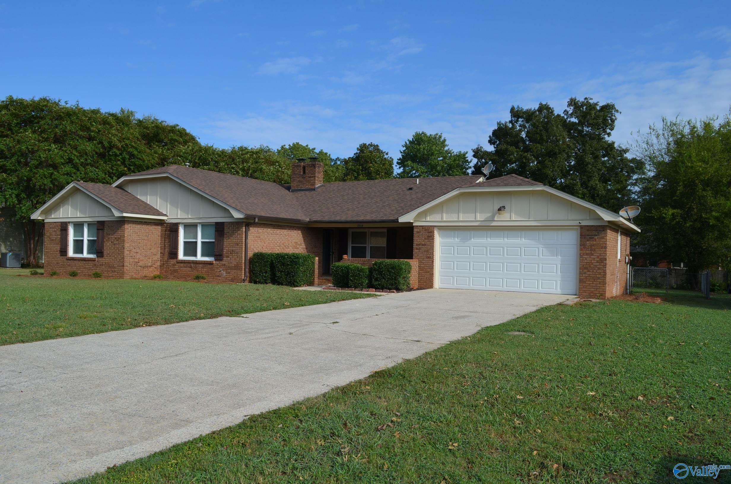 Property Photo:  2310 Auburn Drive  AL 35603 