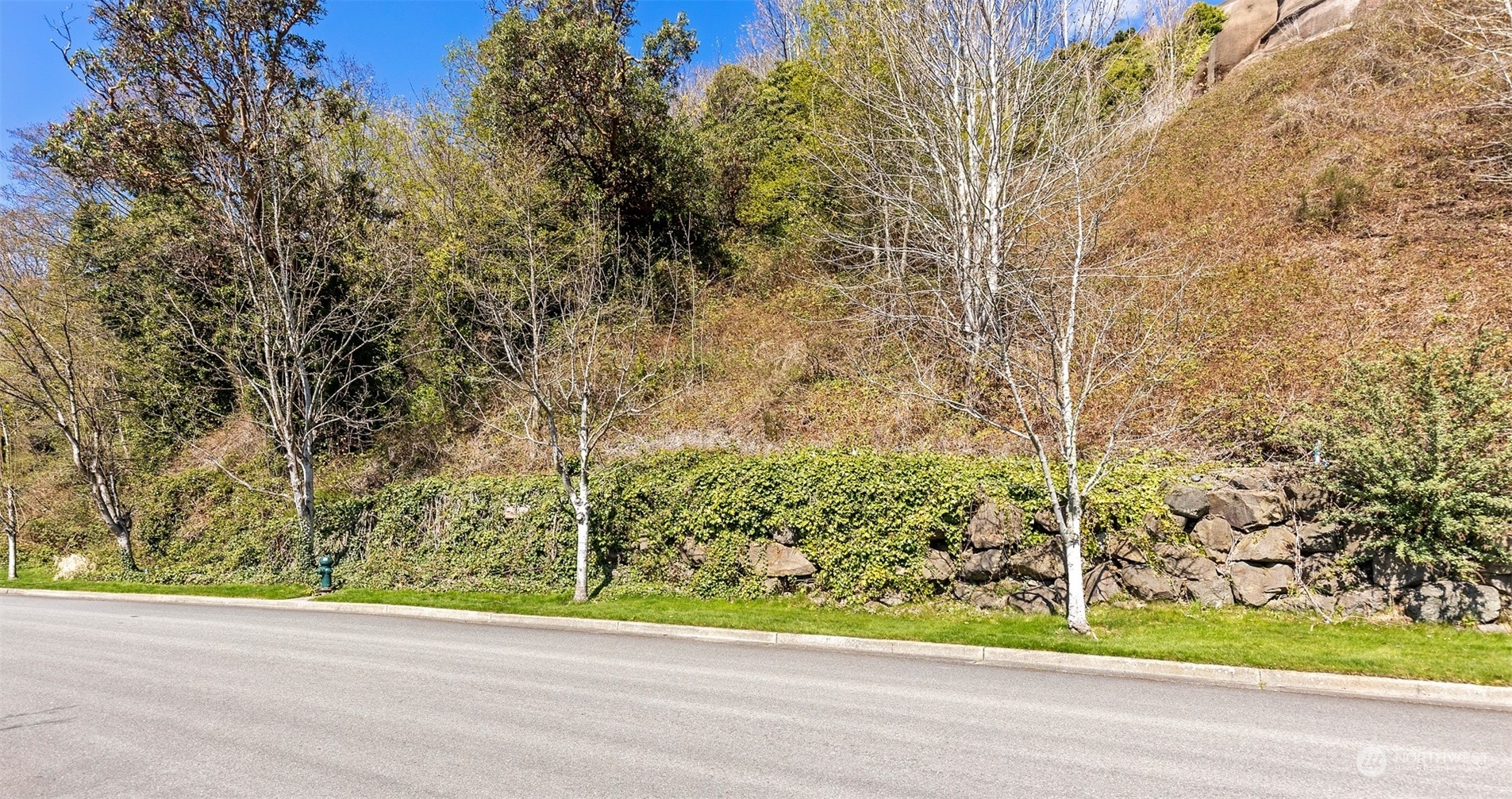 Property Photo: 2800 W Marina Place WA 98199
