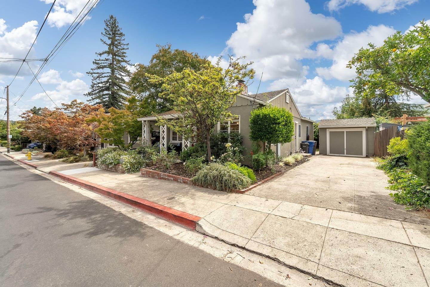 Property Photo:  131 Olive Street  CA 95030 