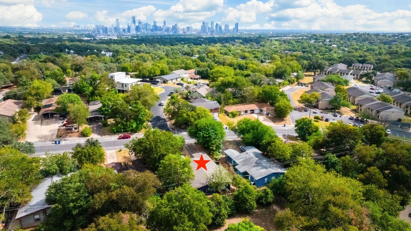 Property Photo:  3508 Southridge Drive  TX 78704 