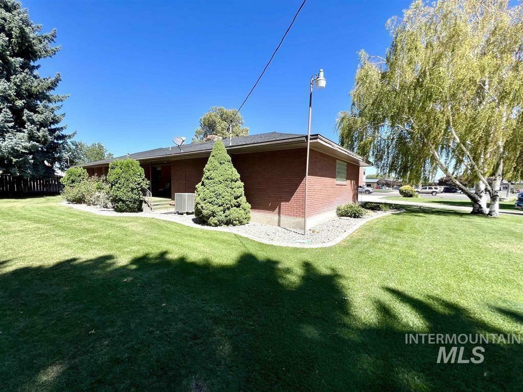 Property Photo:  2240 Overland Ave  ID 83318 