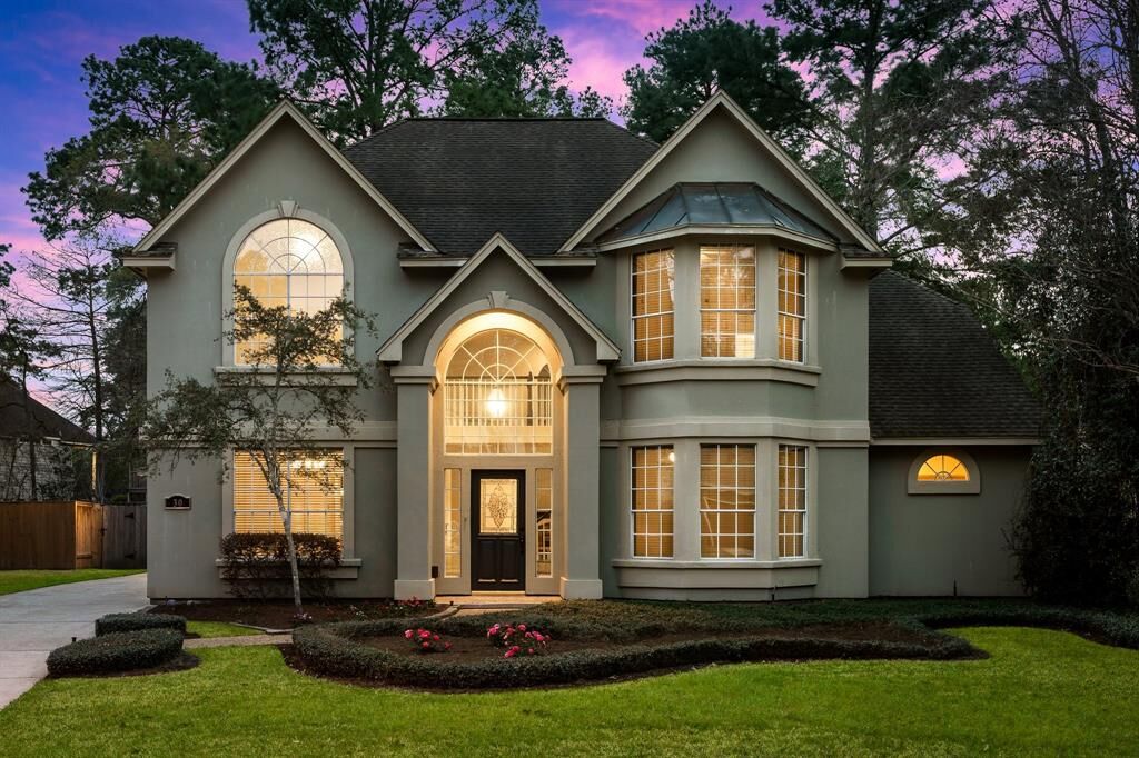 Property Photo: 30 Treescape Circle TX 77381