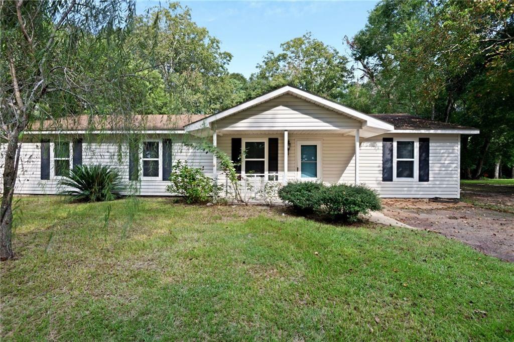 Property Photo:  10021 Pecan Street  AL 36541 