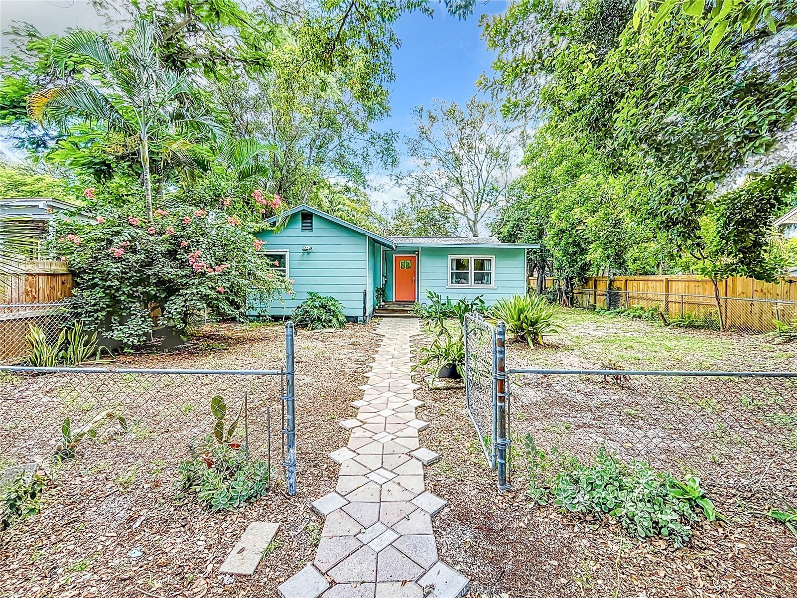 Property Photo:  710 34th Avenue S  FL 33705 