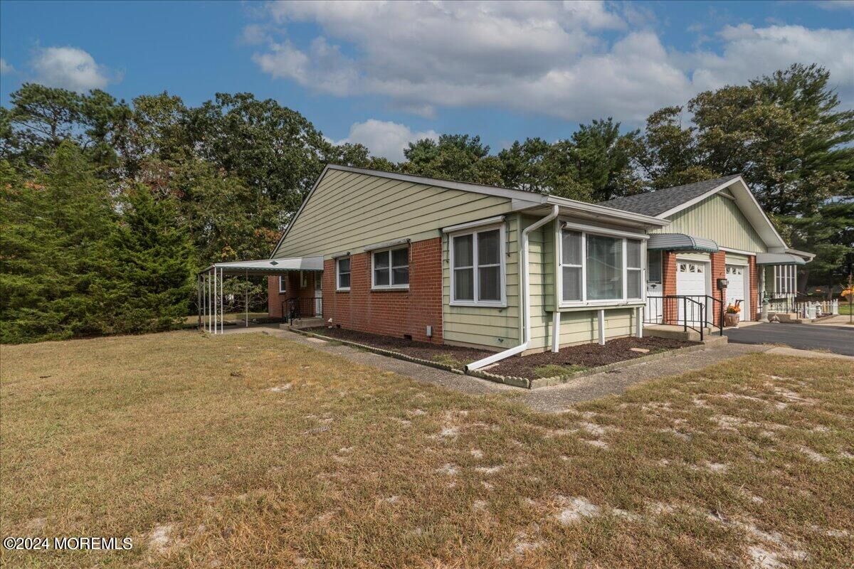 Property Photo:  2A Boston Court  NJ 08759 