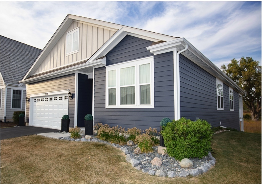 Property Photo: 1207 Redtail Circle IL 60098