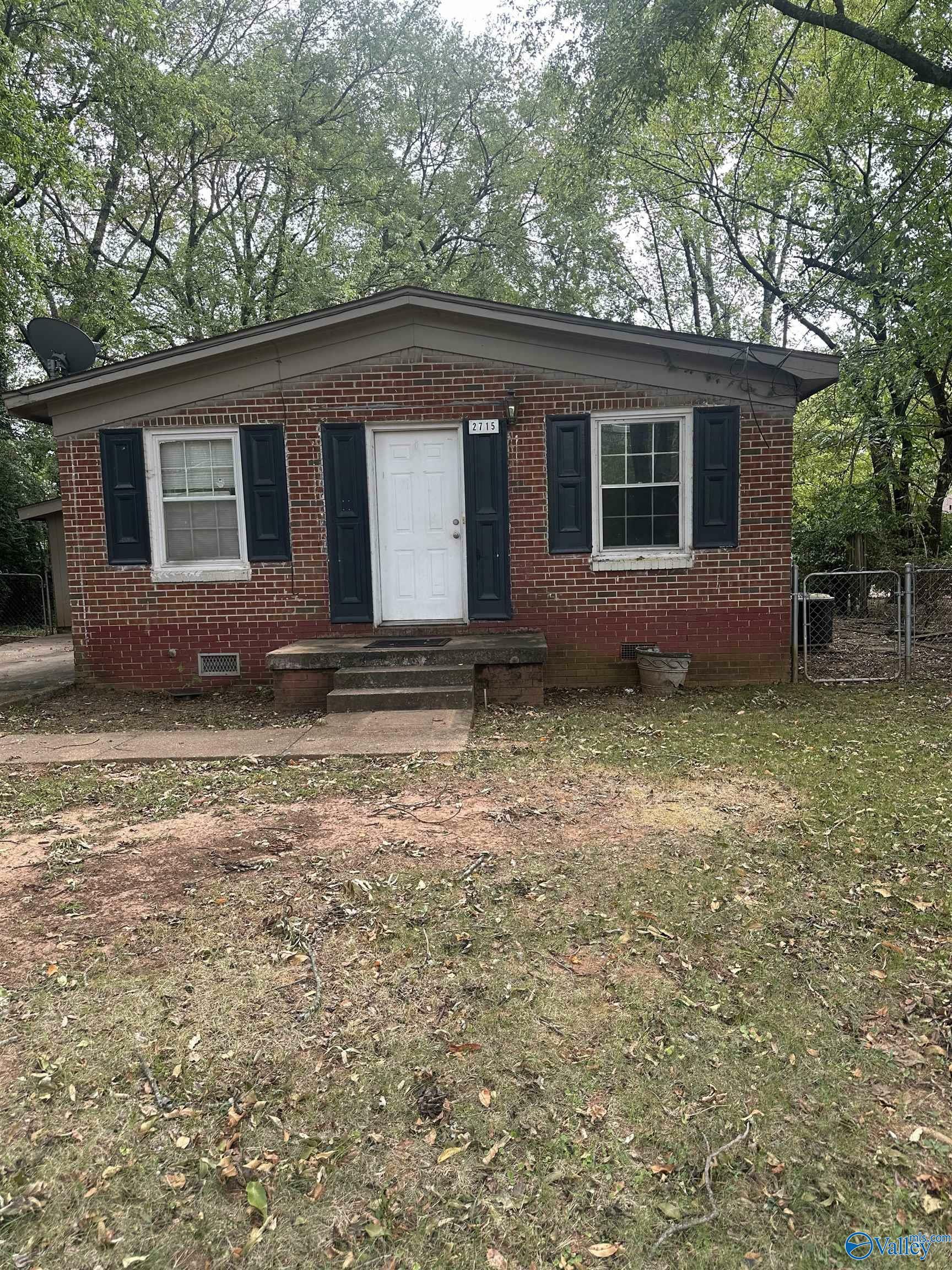 Property Photo:  2715 Craft Avenue  AL 35816 