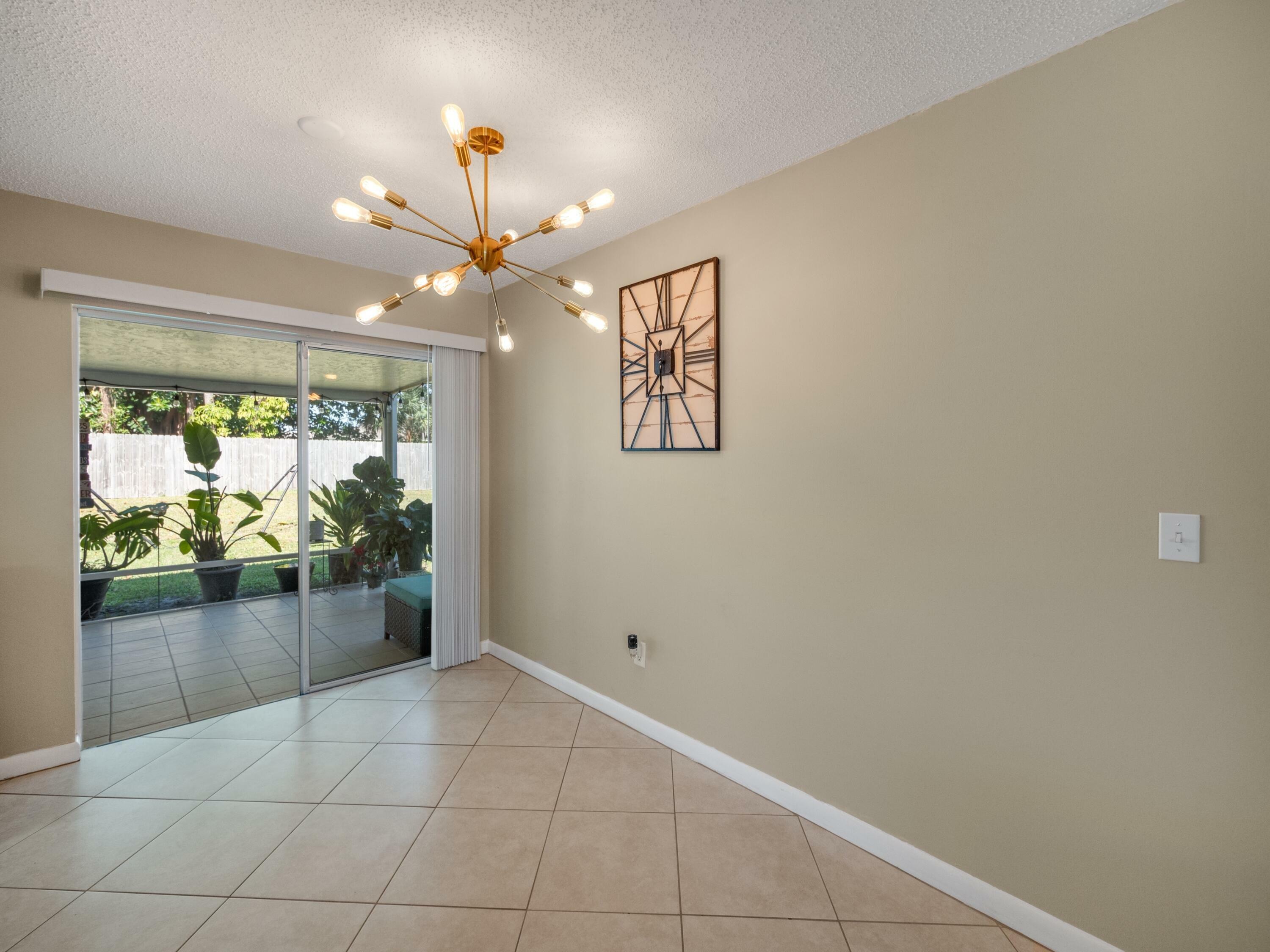 Property Photo:  331 SE Voltair Terrace  FL 34983 