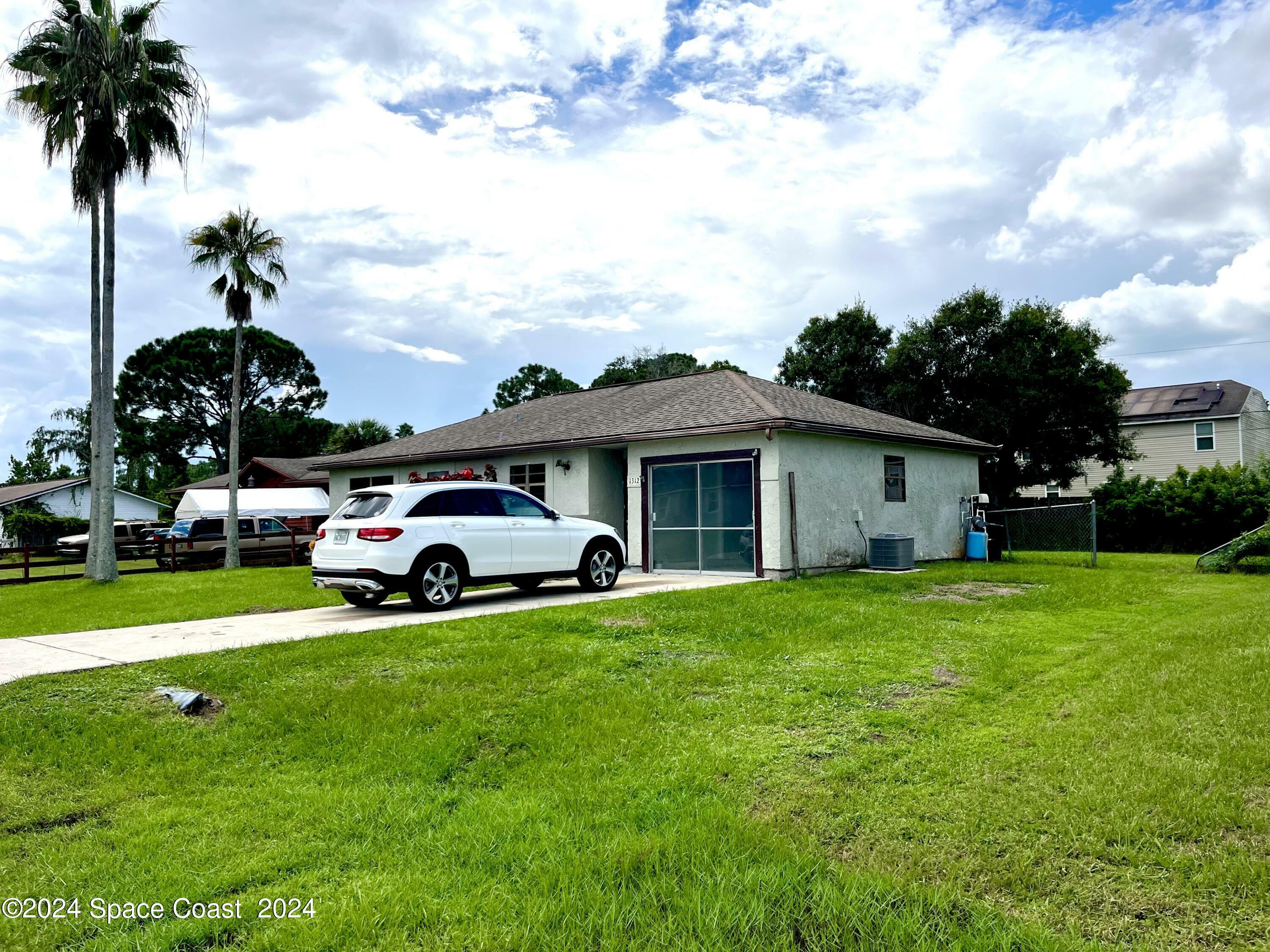 Property Photo:  1312 Mariner Avenue SE  FL 32909 