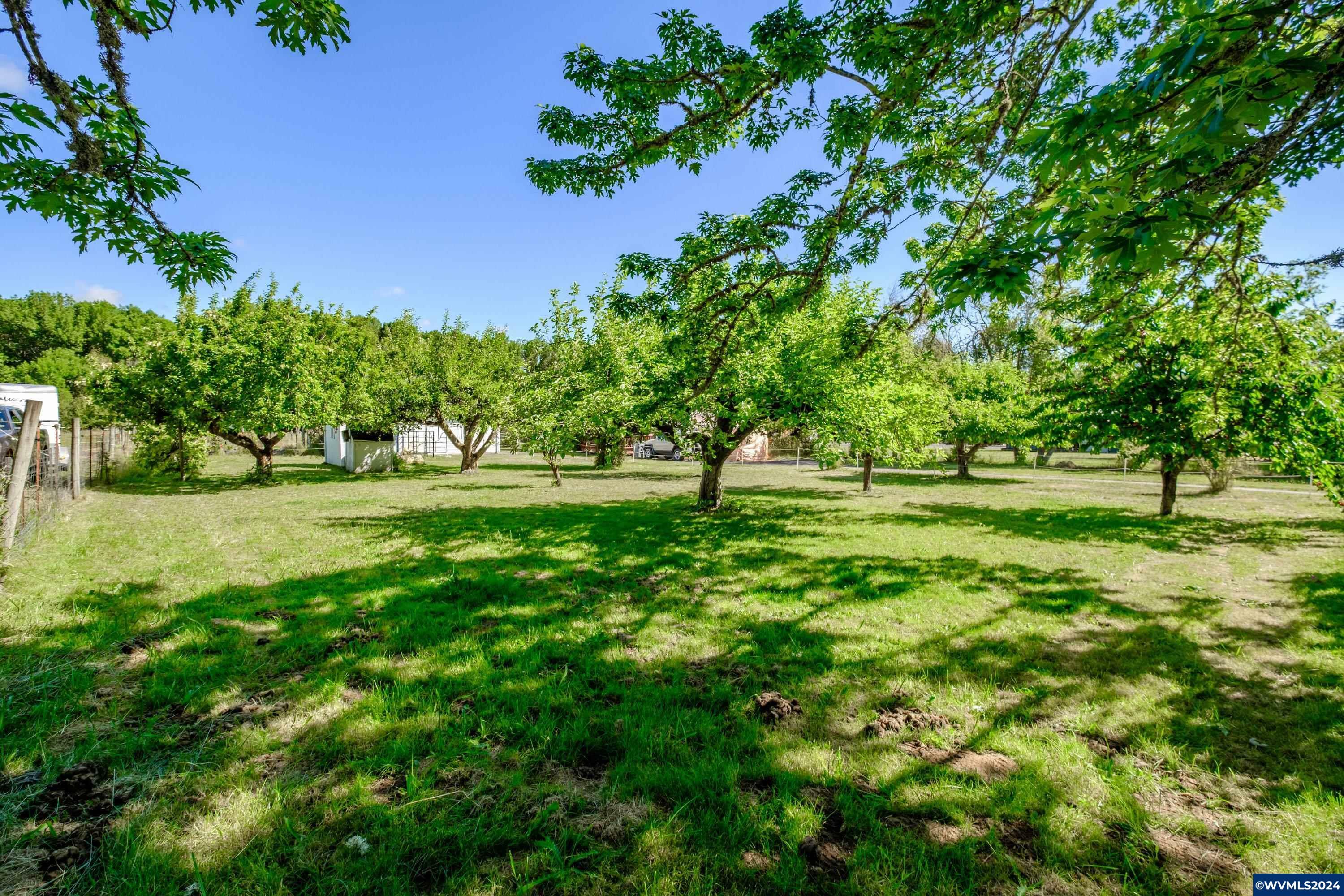 Property Photo:  5725 SW Philomath (-5723) Bl  OR 97333 