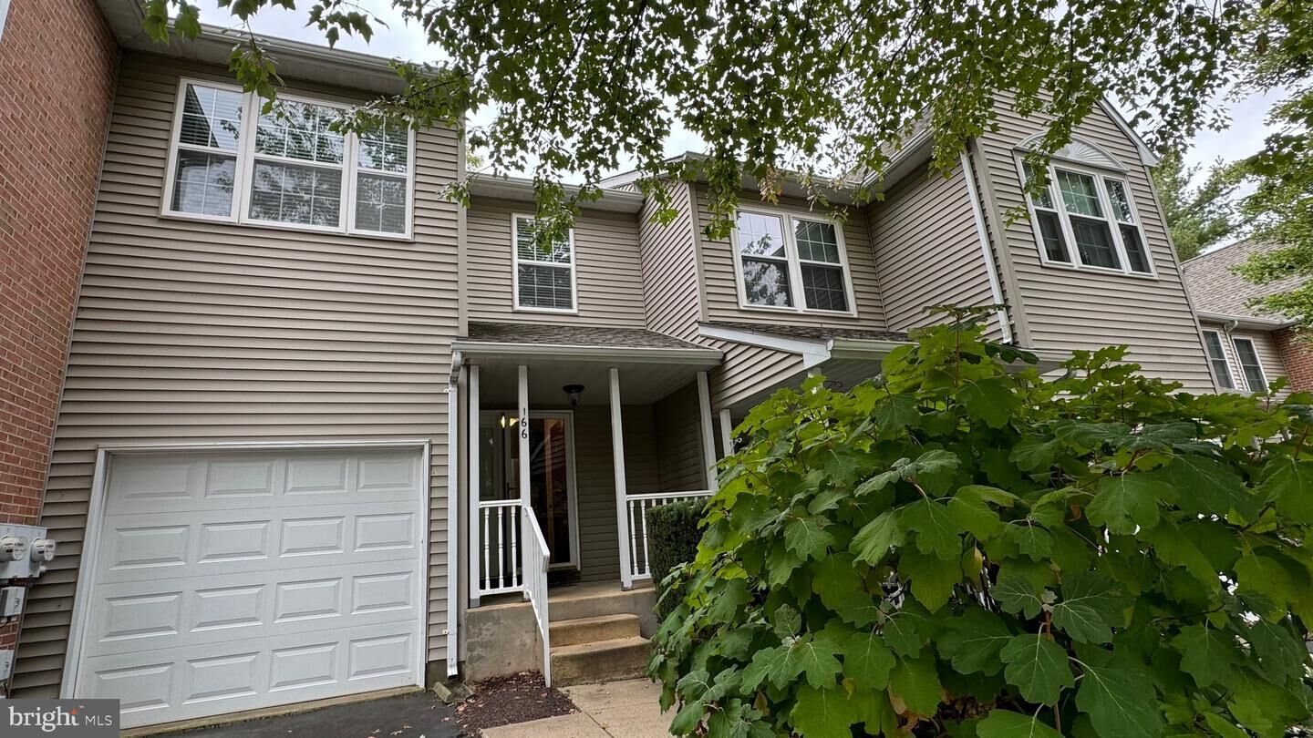 Property Photo: 166 Queensbury Place PA 18901
