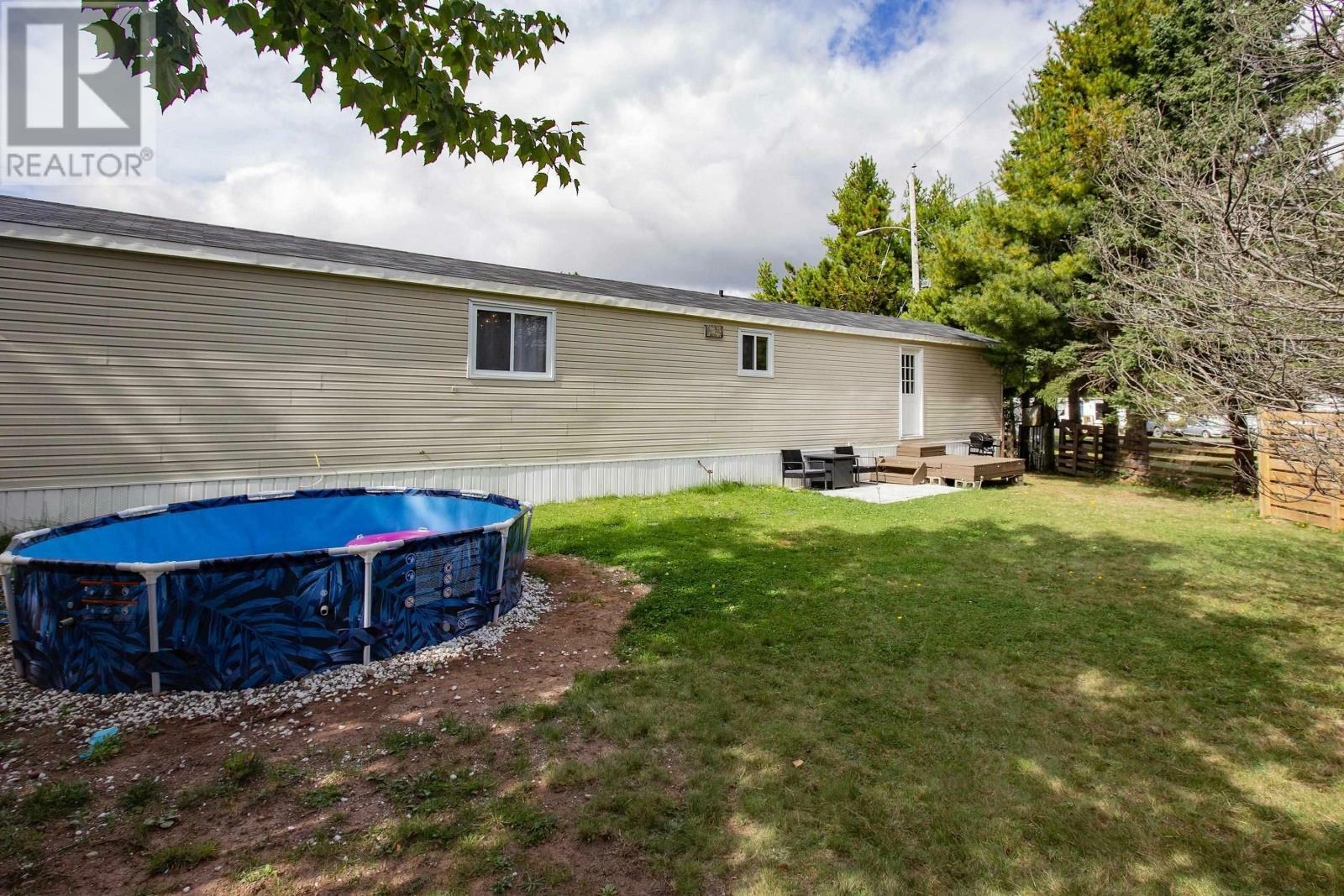 Property Photo:  4 Bayview Crescent  NS B4H 4E5 