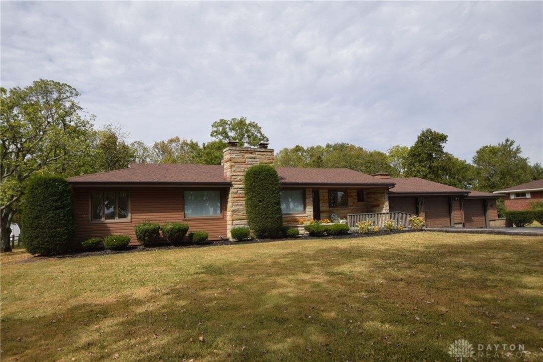 Property Photo: 694 Kiser Lake Road OH 43072