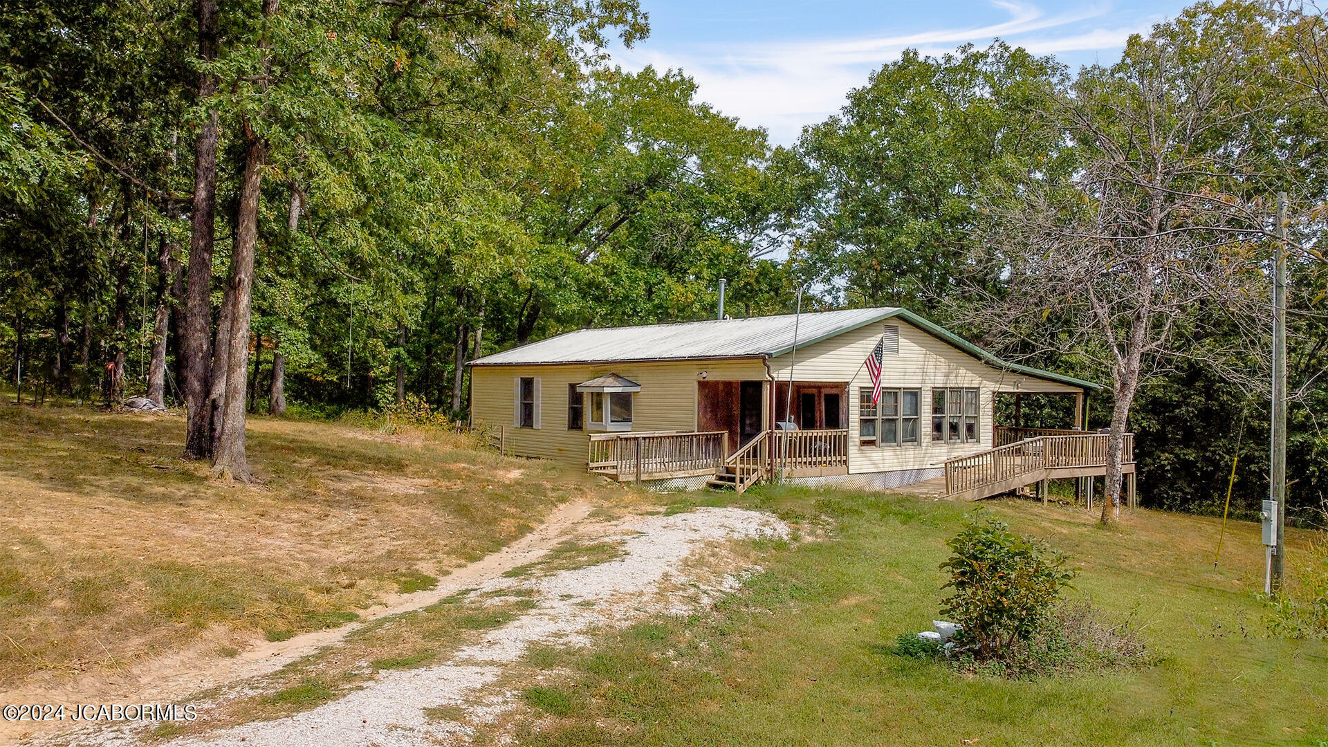 Property Photo:  11572 County Rd 4019  MO 65043 