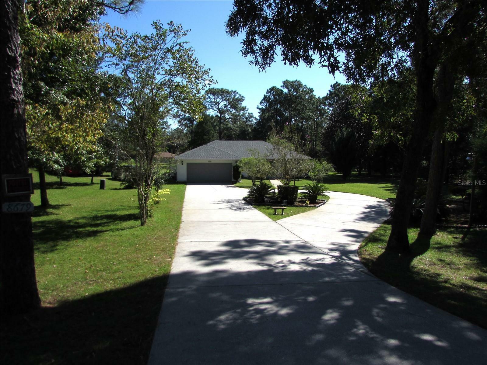 Property Photo:  8679 SW 211th Circle  FL 34431 