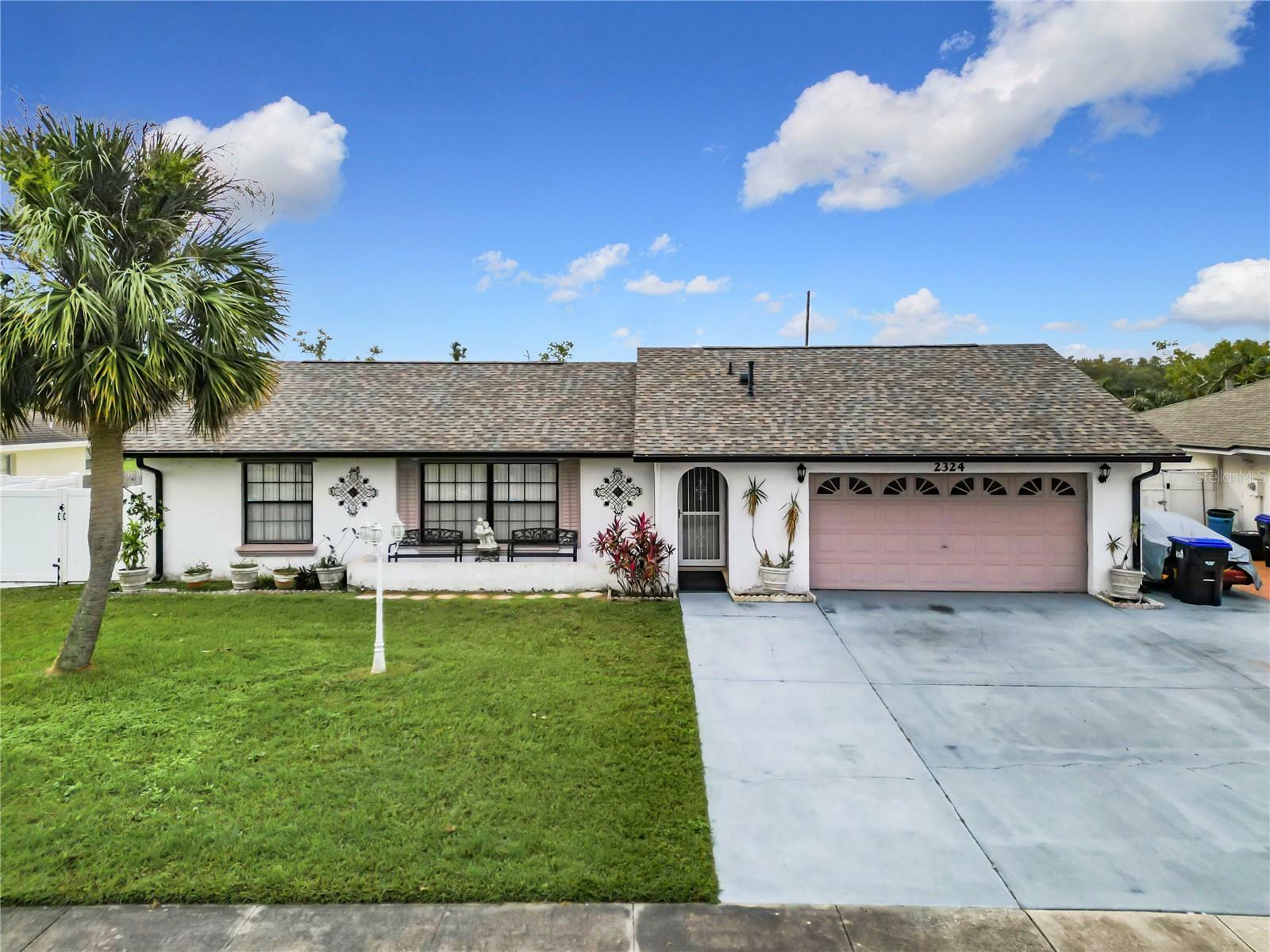 Property Photo:  2324 Bay Leaf Drive  FL 32837 