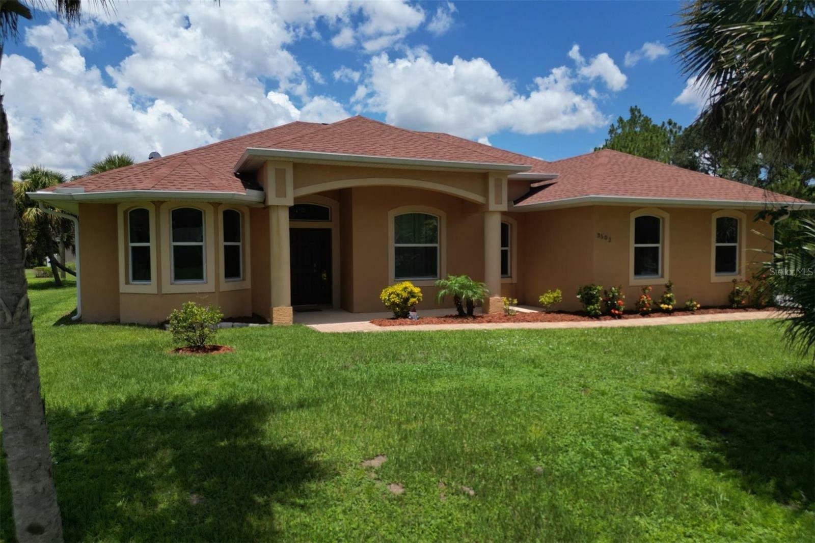 Property Photo:  3503 S Cranberry Boulevard  FL 34286 