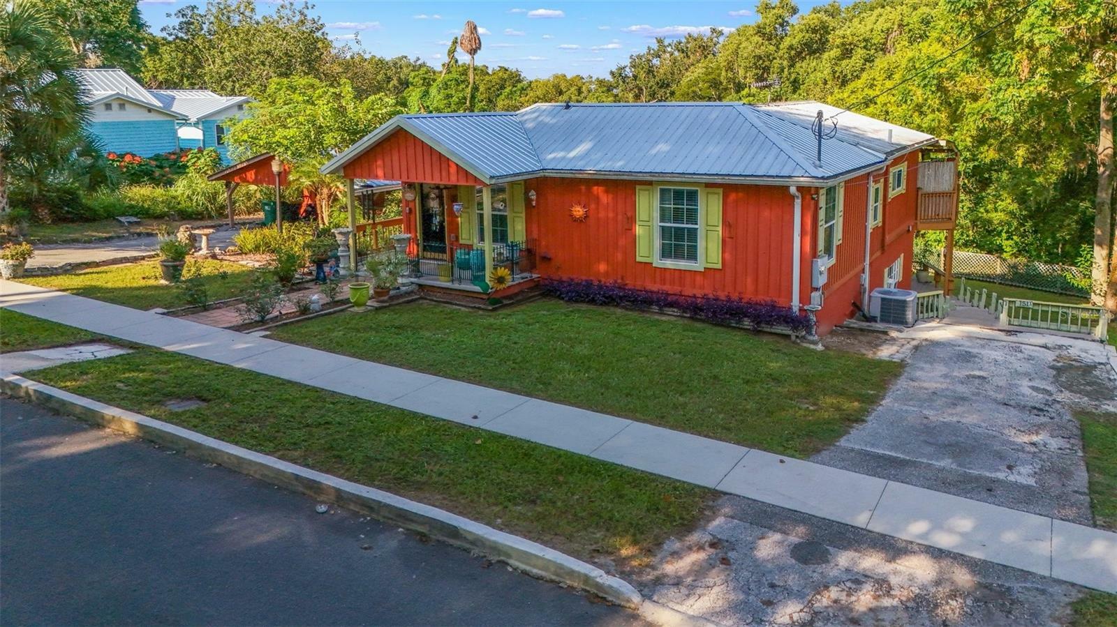 Property Photo:  151 S Clayton Street  FL 32757 