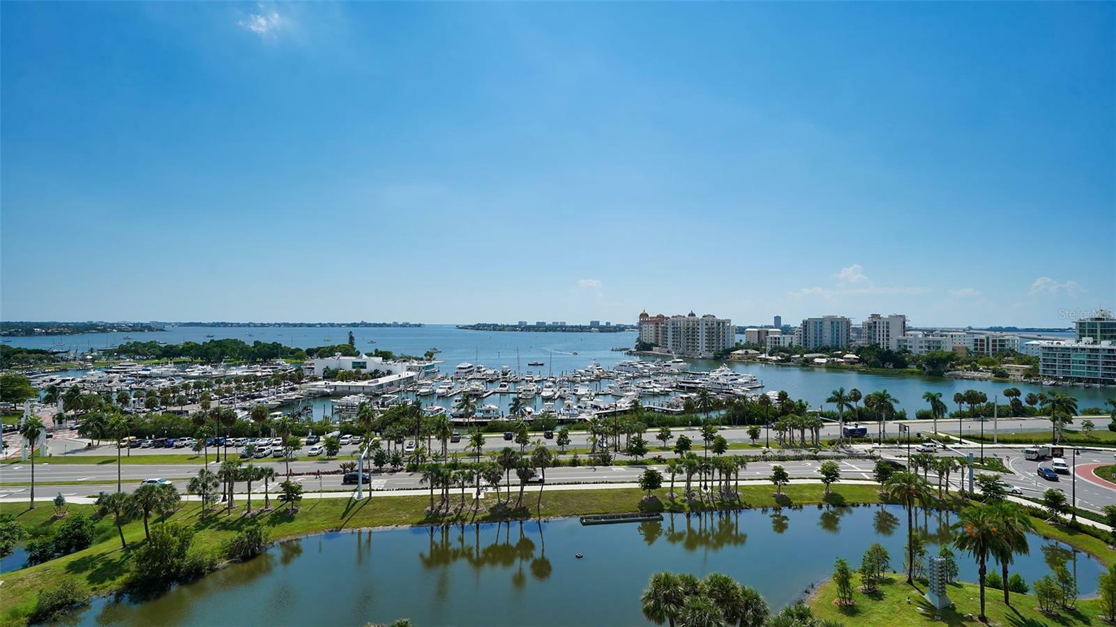 Property Photo:  1255 N Gulfstream Avenue 1003  FL 34236 