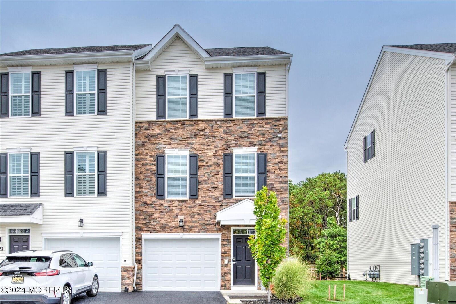 Property Photo:  401 Spirit Way  NJ 08723 