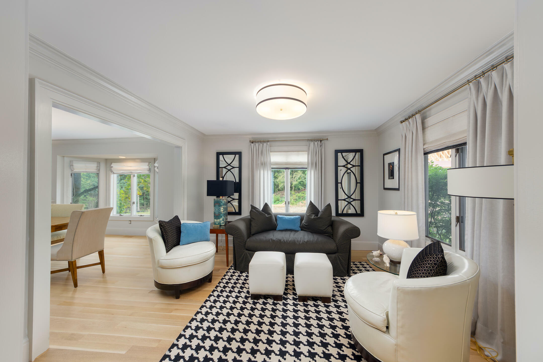 Property Photo: 18760 Valencia Street MI 48168