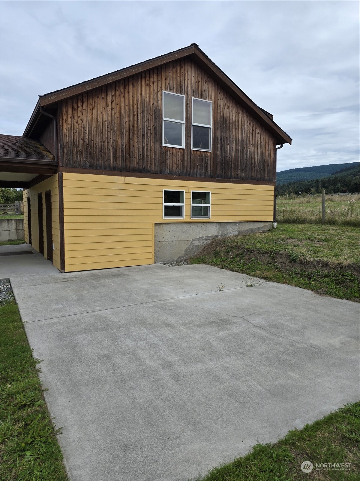 Property Photo:  3284 Happy Valley Road  WA 98382 