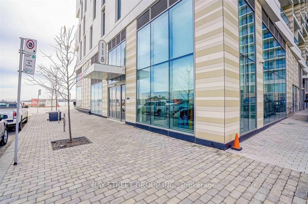 Property Photo:  118 Merchants' Wharf Ave 1022  ON M5A 0L3 