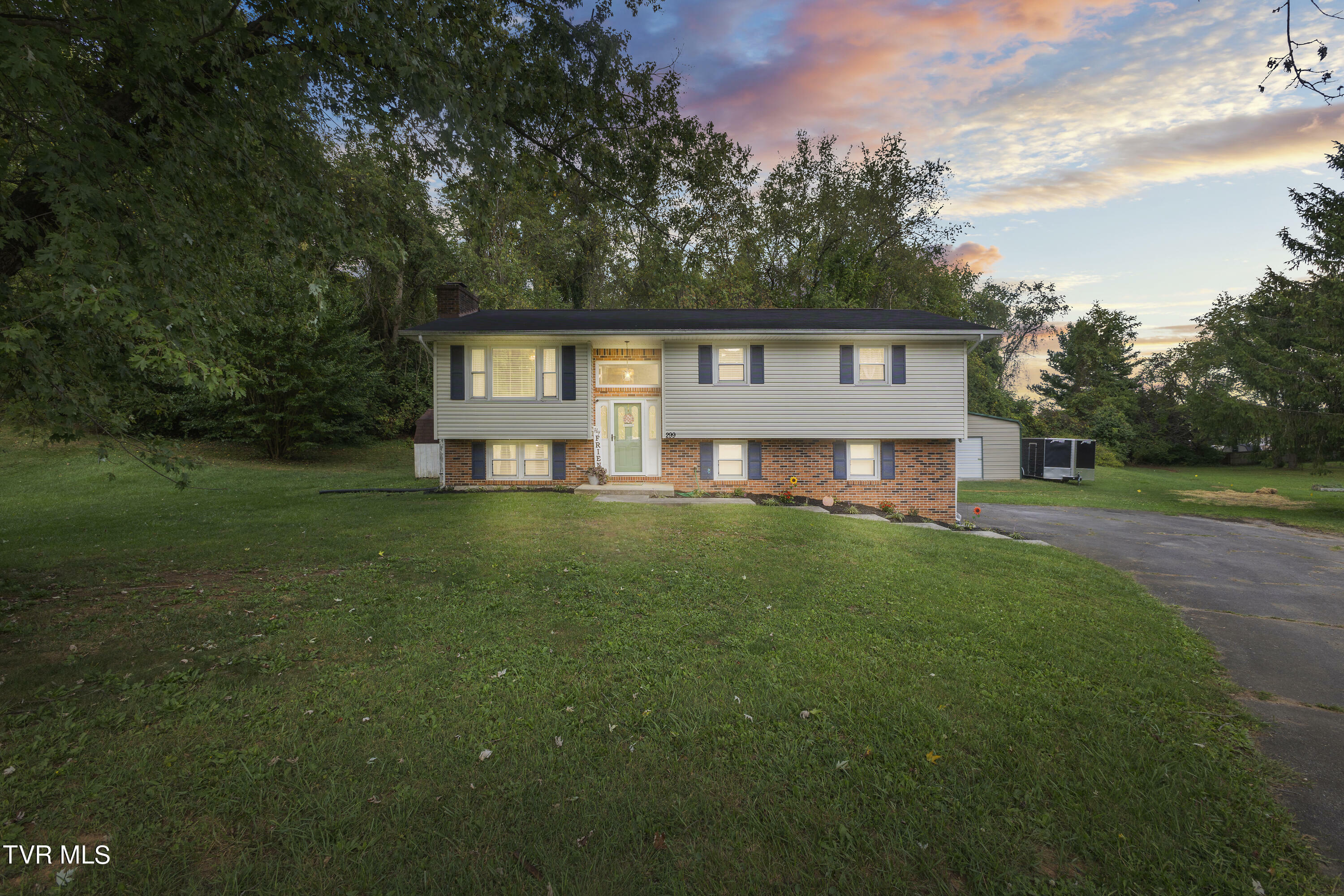 Property Photo:  299 Canterbury Lane  VA 24201 