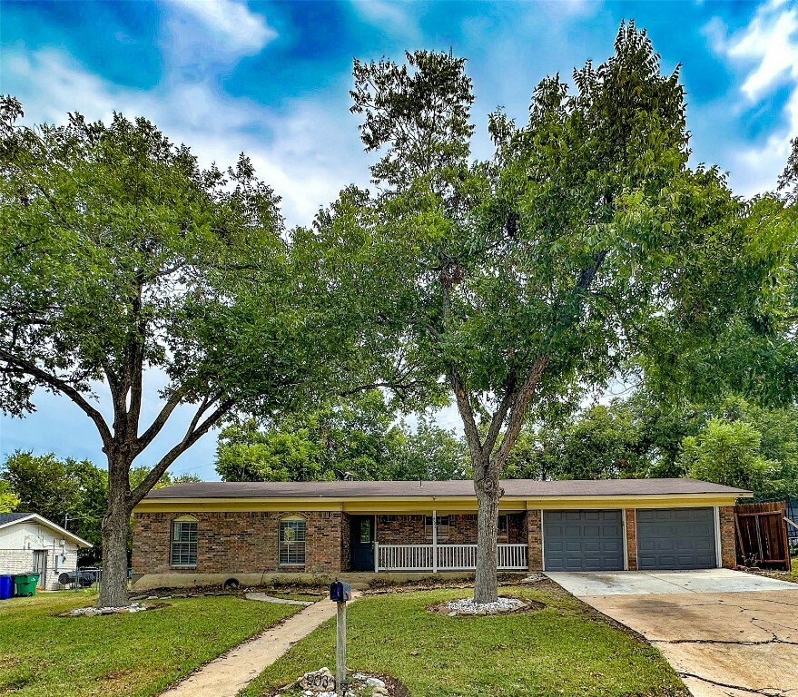 Property Photo:  903 George Street  TX 76574 